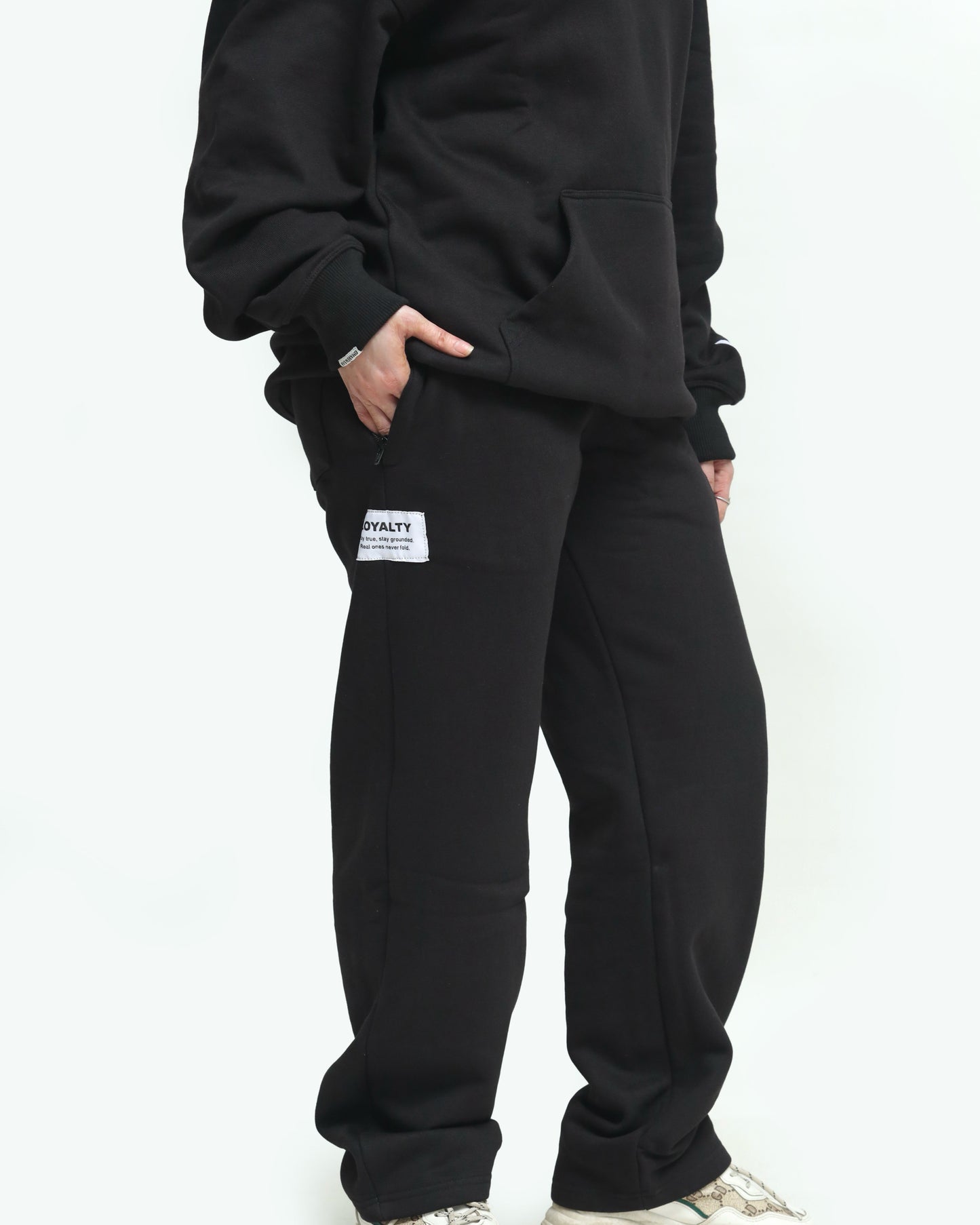 Heavyweight Set – Hoodie & Straight-Leg Pants