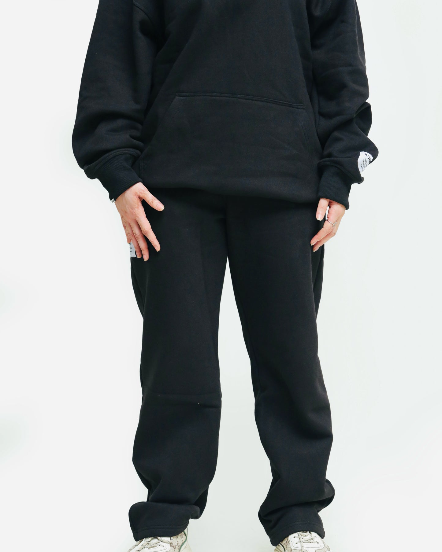 Heavyweight Set – Hoodie & Straight-Leg Pants